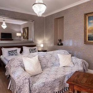 Studio met een King Size Bed